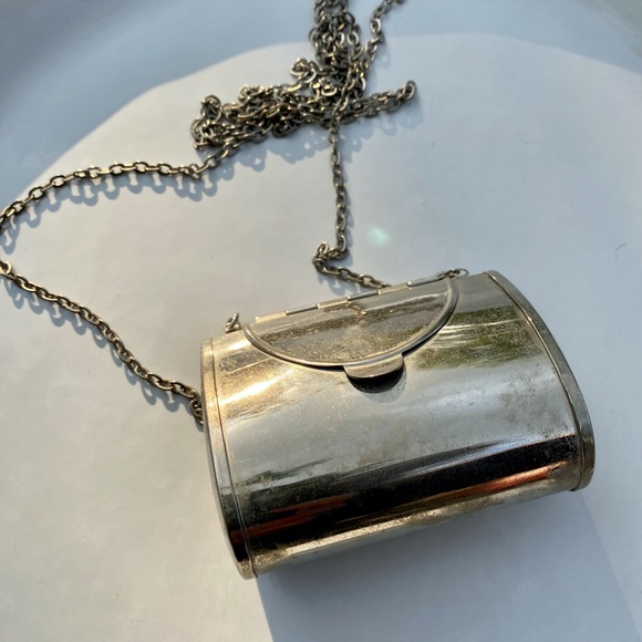 Vintage tiny silver coin purse. - Picture 2 of 2